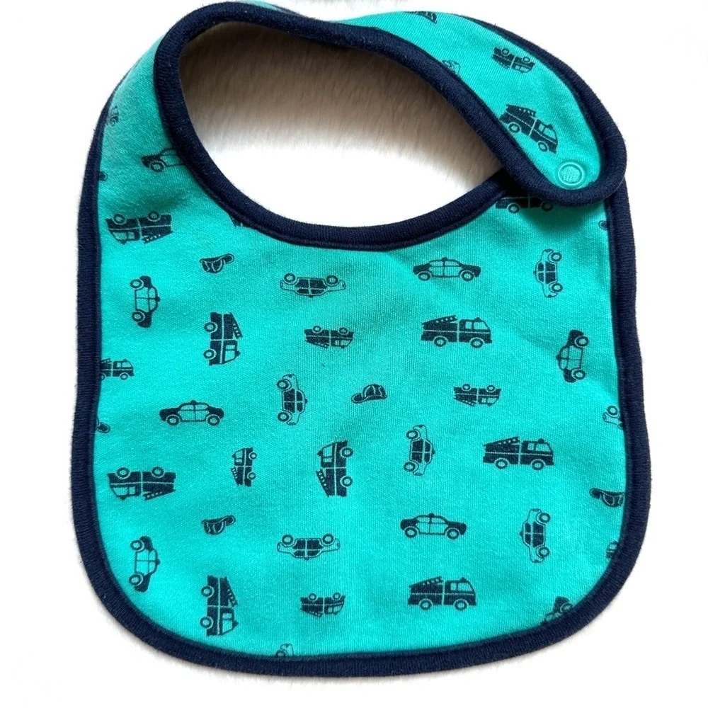 ⭐️ 5 for $25 Set of 3 Carter’s & GOODLAD Baby Bibs Cotton